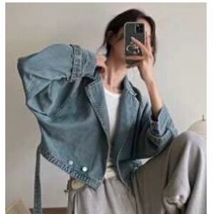 Dazy Jean jacket size Medium. Great condition. Worn once.